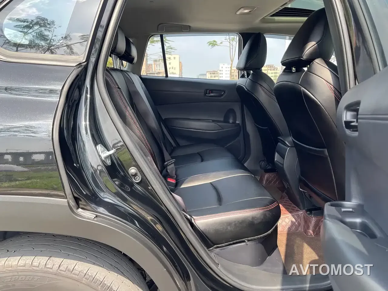 Toyota Frontlander 2024 2.0L Smart Hybrid Dual Engine Leading Edition — фото 14