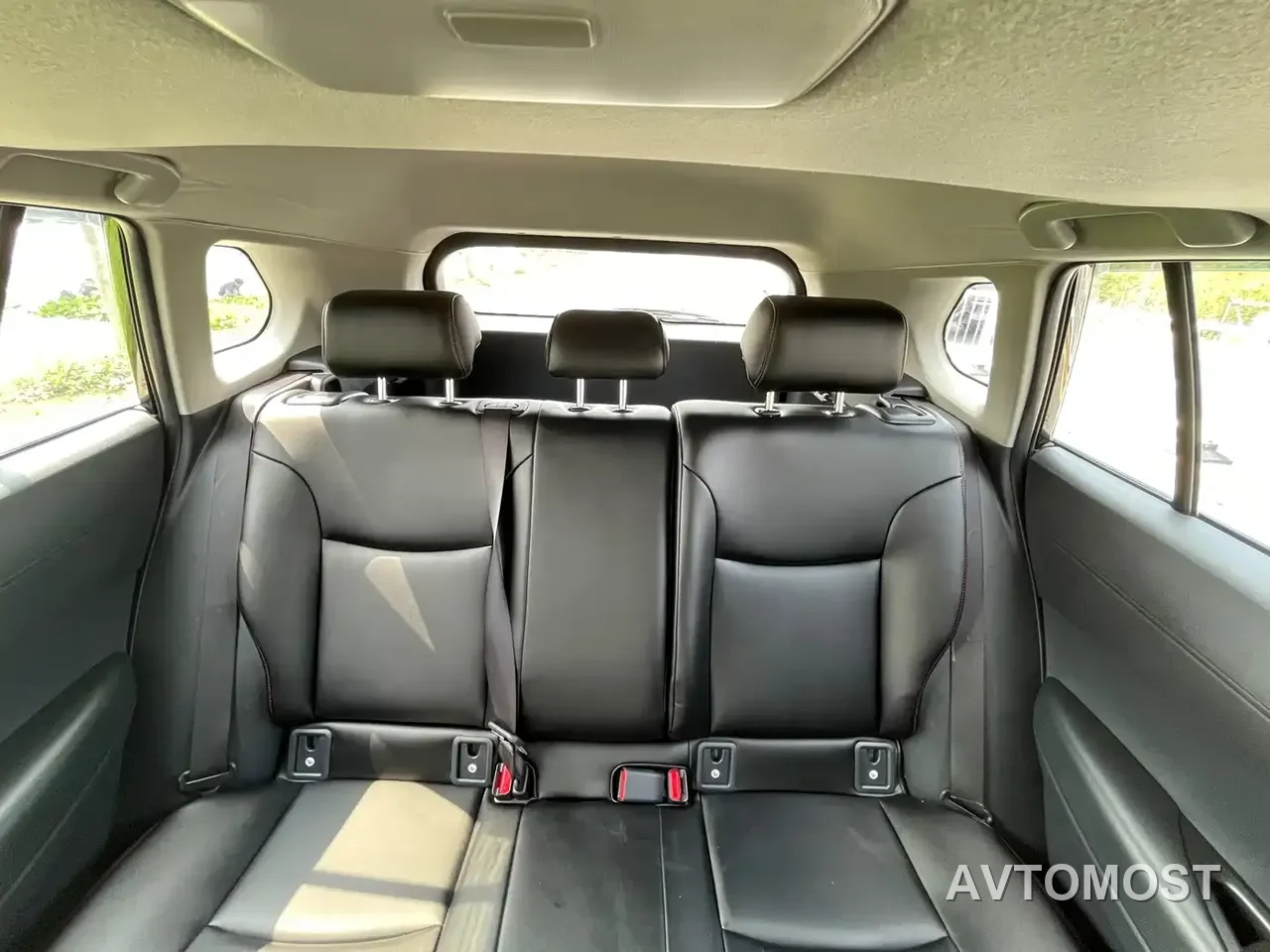 Toyota Frontlander 2024 2.0L Smart Hybrid Dual Engine Leading Edition — фото 24