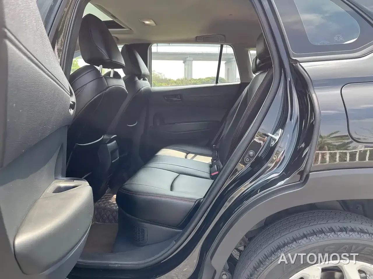 Toyota Frontlander 2024 2.0L Smart Hybrid Dual Engine Leading Edition — фото 27