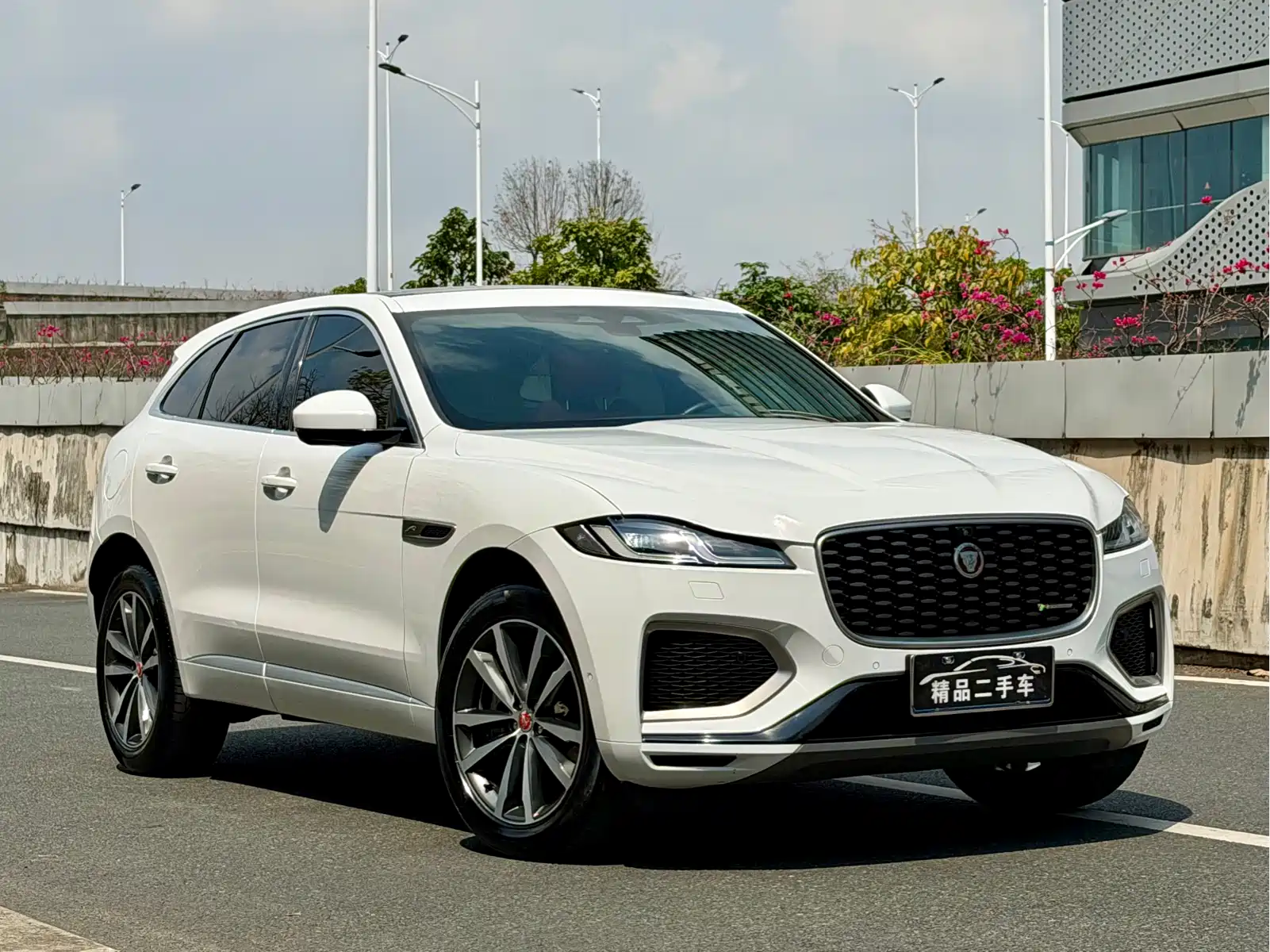 Jaguar F-PACE 2021 250PS R-Dynamic S — фото 3