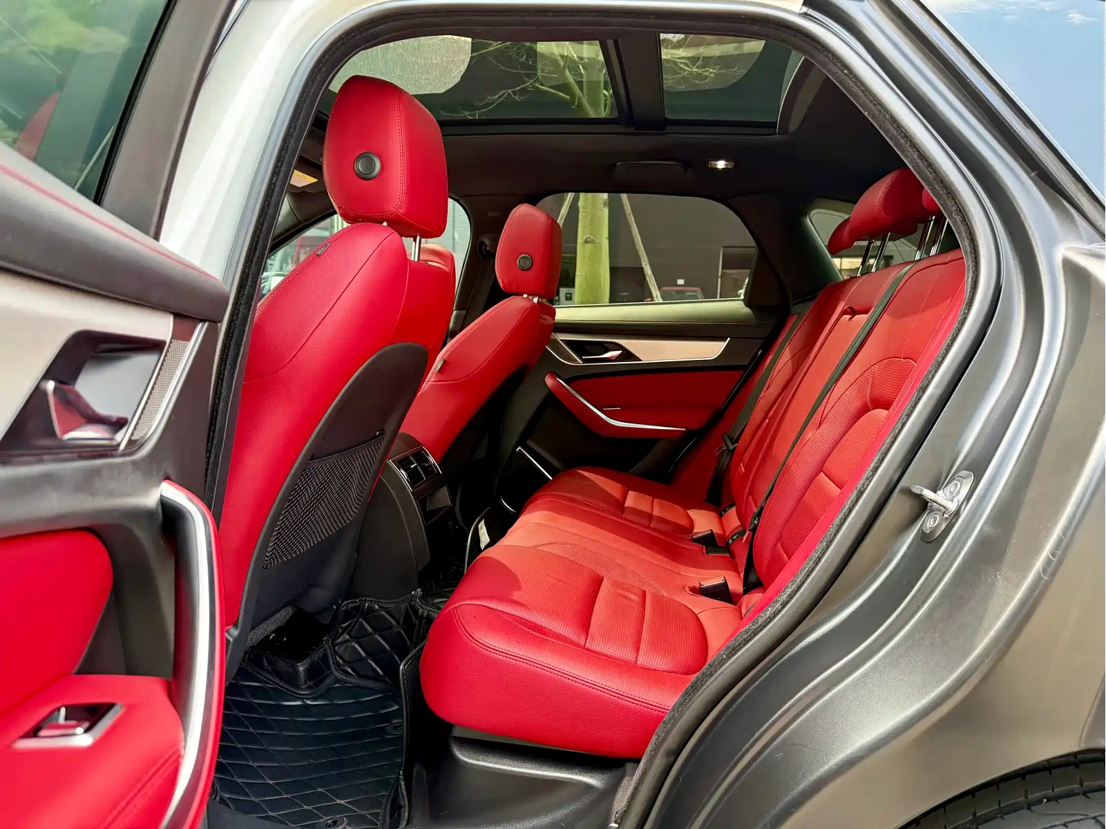 Jaguar F-PACE 2021 250PS R-Dynamic S — фото 19