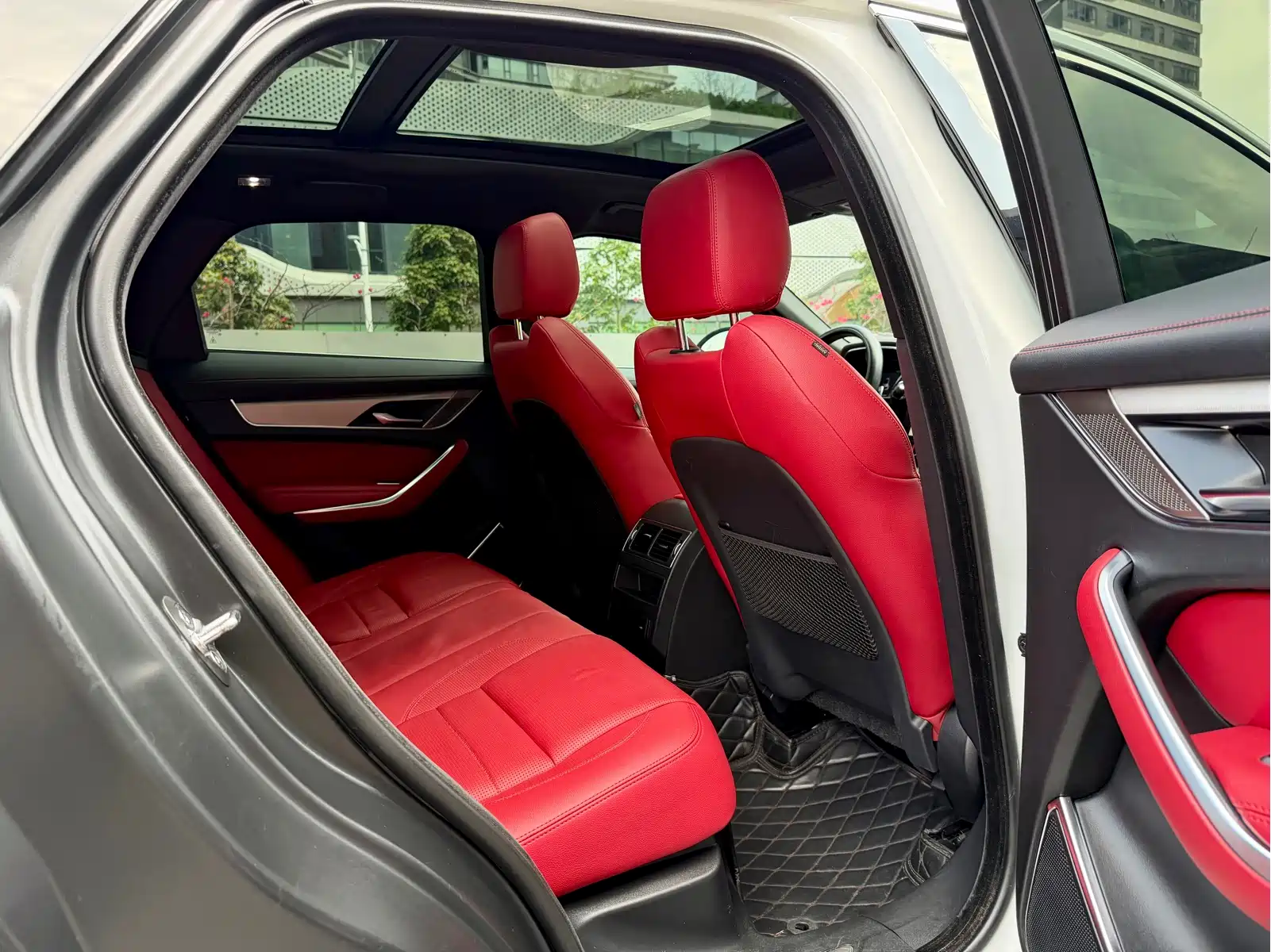Jaguar F-PACE 2021 250PS R-Dynamic S — фото 22
