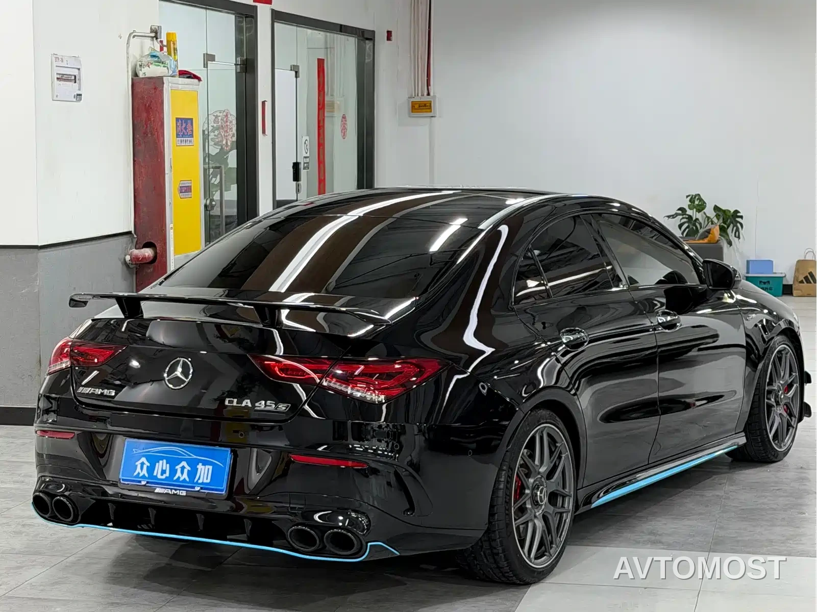 Mercedes-Benz CLA AMG 2022 AMG CLA 45 S 4MATIC+ 55th Anniversary Edition — фото 4