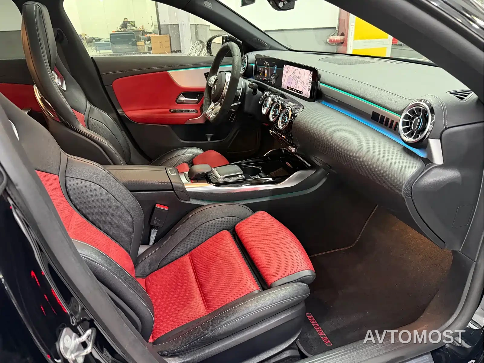 Mercedes-Benz CLA AMG 2022 AMG CLA 45 S 4MATIC+ 55th Anniversary Edition — фото 13