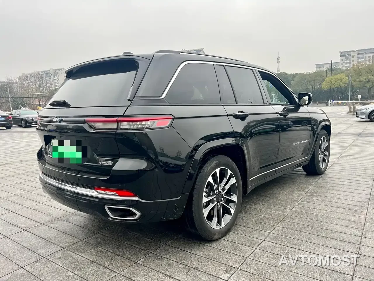 Jeep Grand Cherokee 4xe (Import) 2023 4xe Summit Edition — фото 3