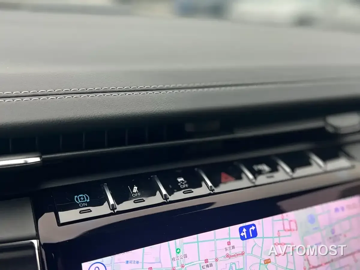 Jeep Grand Cherokee 4xe (Import) 2023 4xe Summit Edition — фото 13