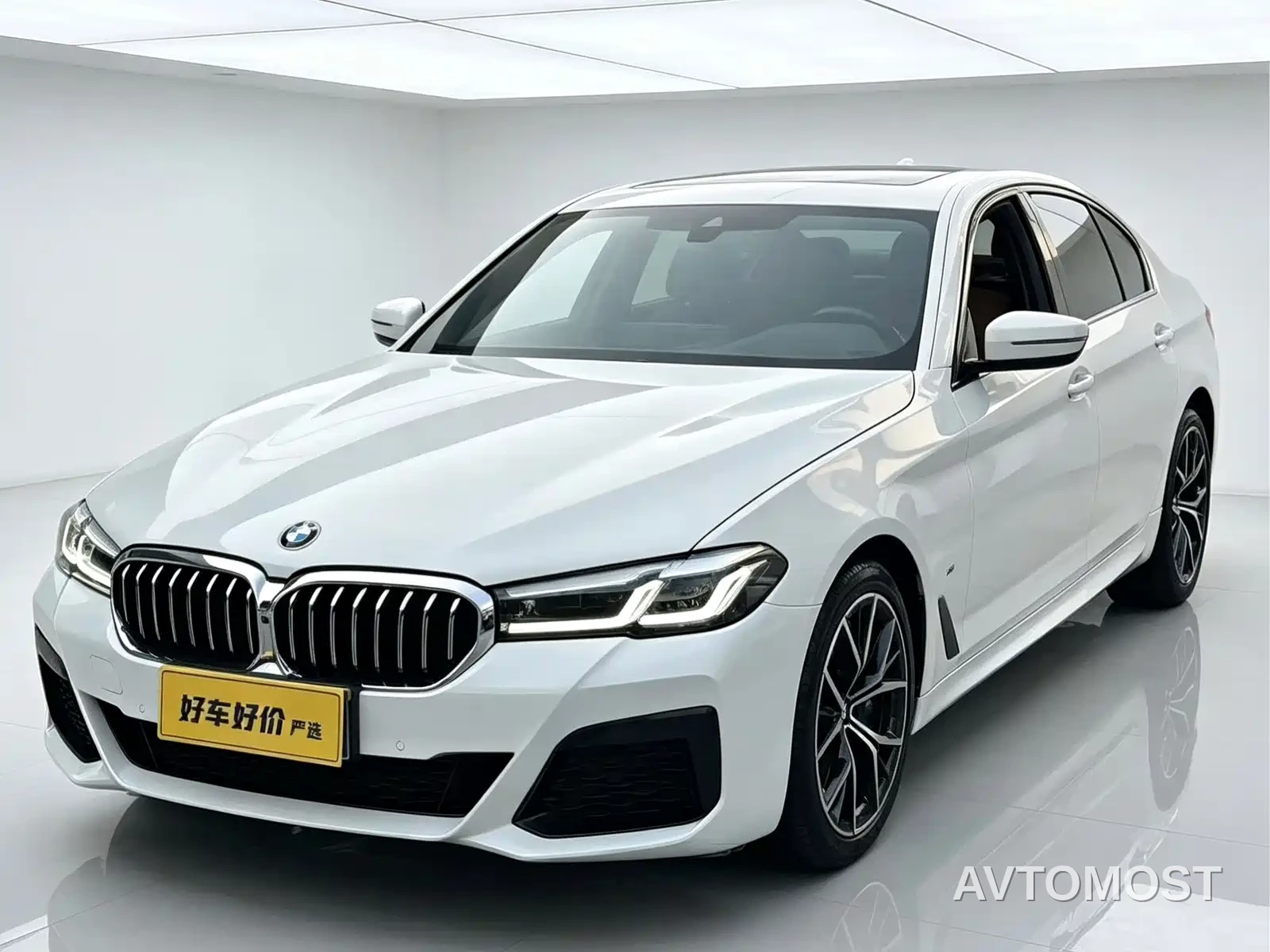 BMW 5 Series (Import) 2022 Model Second Facelift 530i Style Edition M Sport Package — фото 3