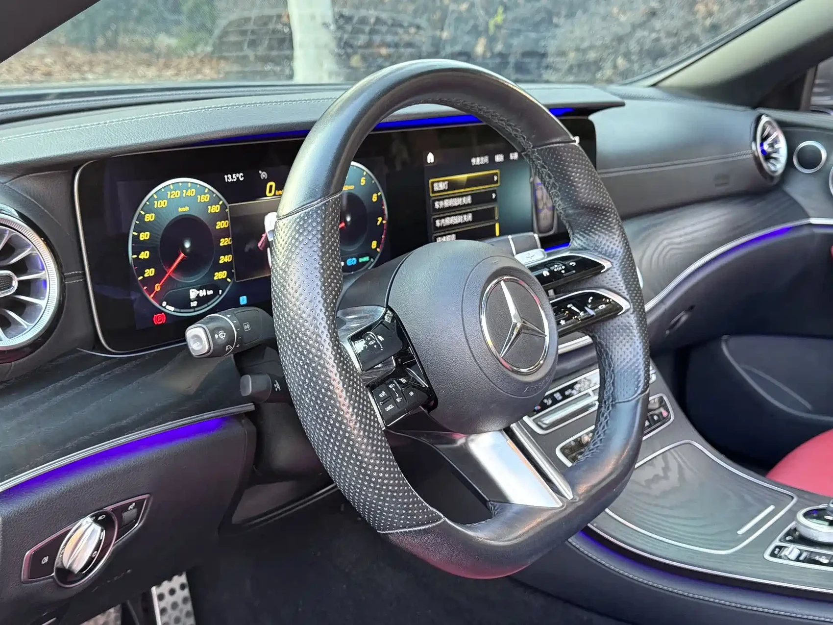 Mercedes-Benz E-Class (Import) 2021 E 260 Convertible Coupe — фото 14