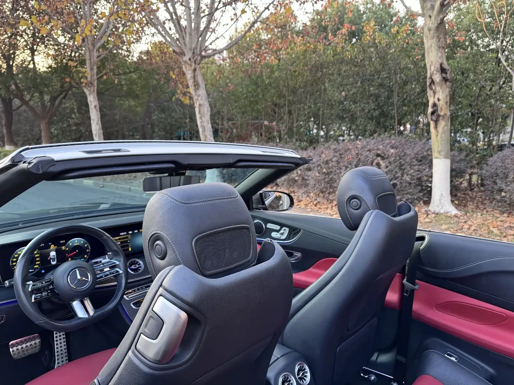 Mercedes-Benz E-Class (Import) 2021 E 260 Convertible Coupe — фото 20