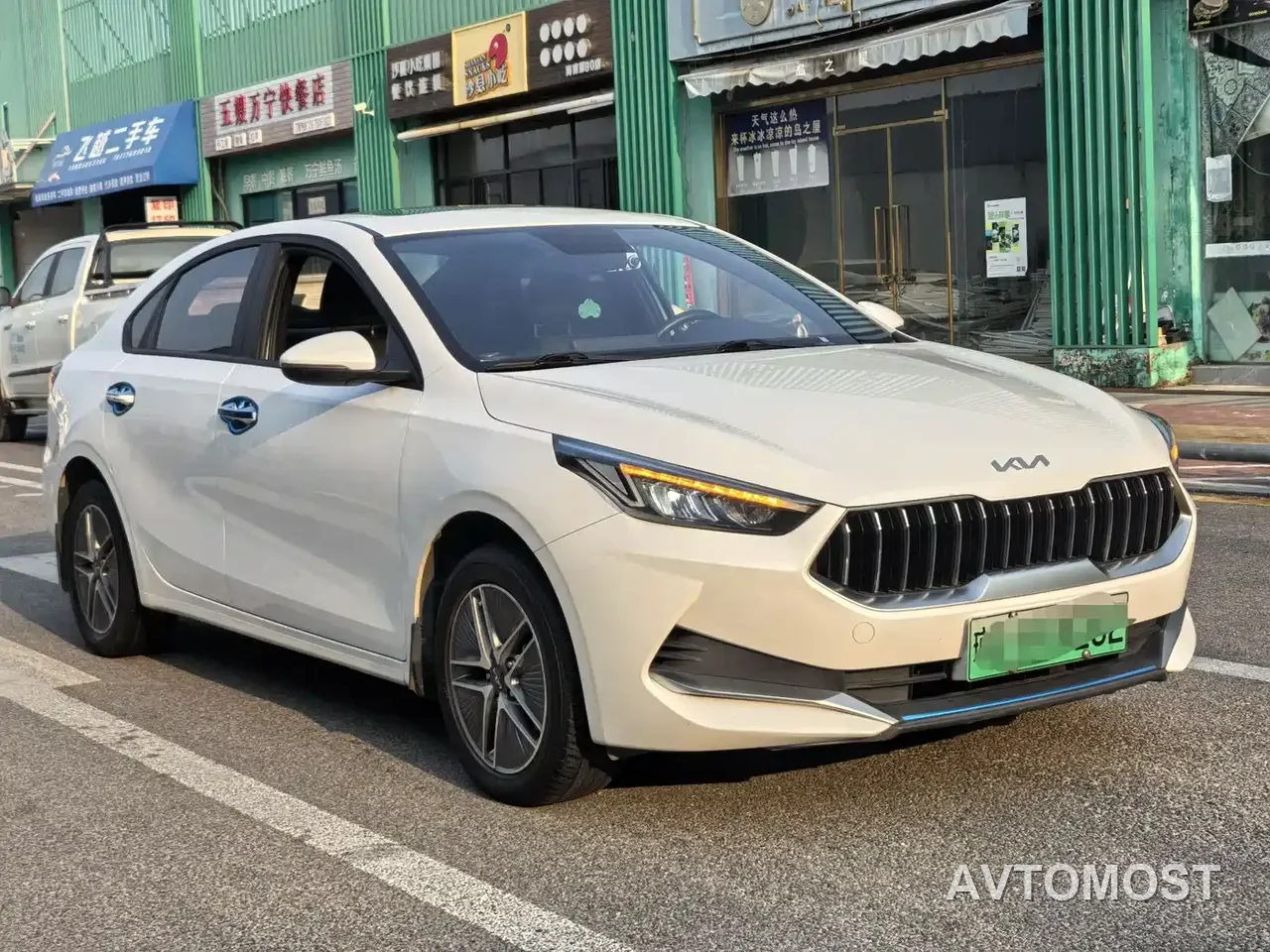 Kia K3 PHEV 2019 1.6L PHEV Comfort Edition — фото 10