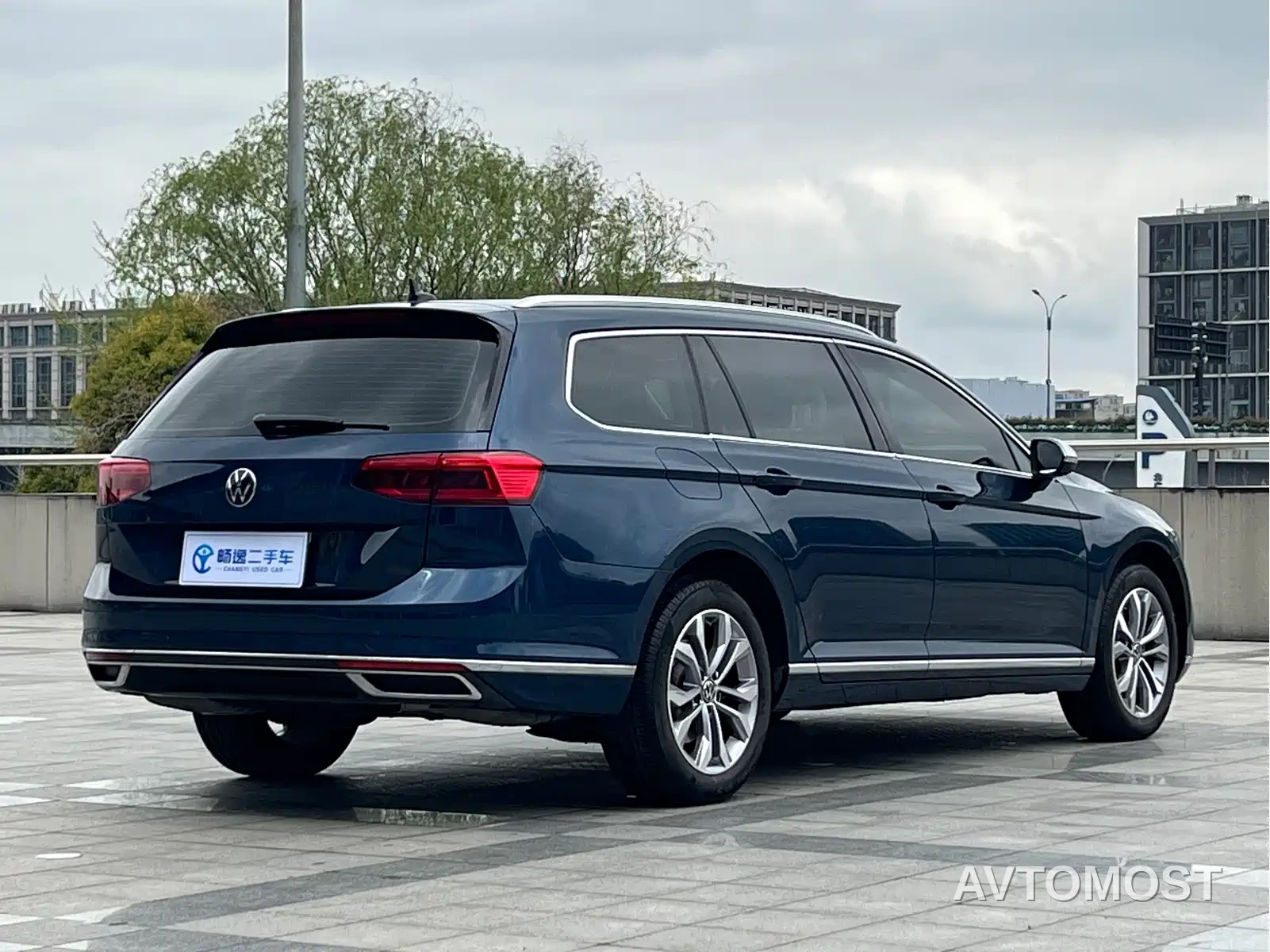 Volkswagen Weilan 2021 2.0T Smooth Ride Edition — фото 3