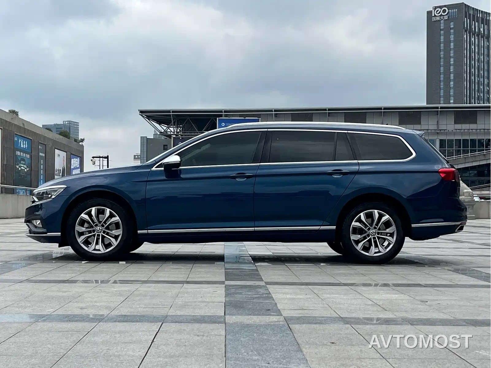 Volkswagen Weilan 2021 2.0T Smooth Ride Edition — фото 5