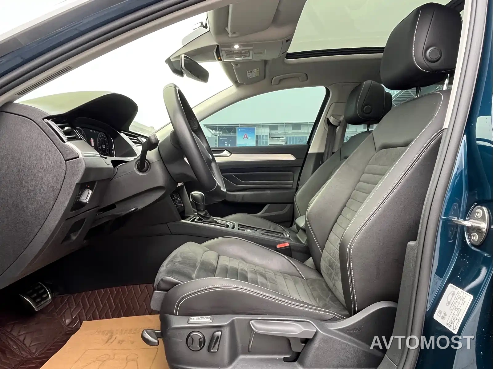 Volkswagen Weilan 2021 2.0T Smooth Ride Edition — фото 11