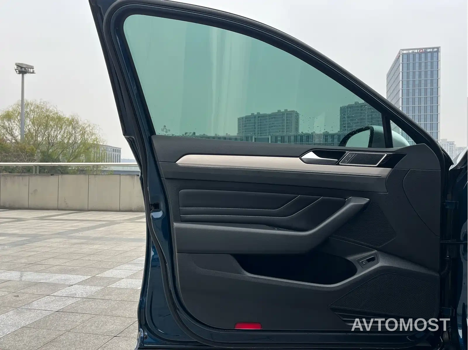 Volkswagen Weilan 2021 2.0T Smooth Ride Edition — фото 14