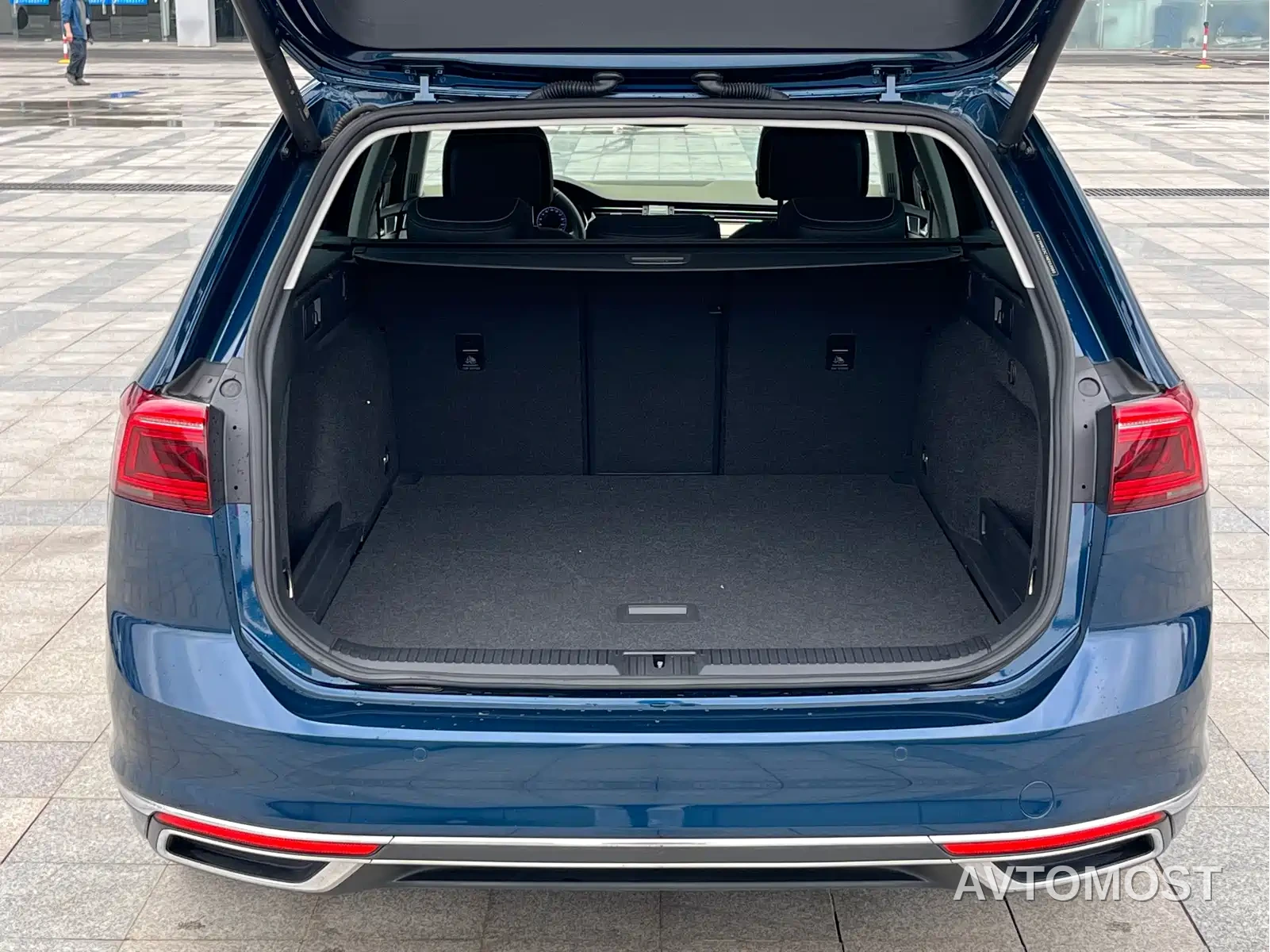 Volkswagen Weilan 2021 2.0T Smooth Ride Edition — фото 18