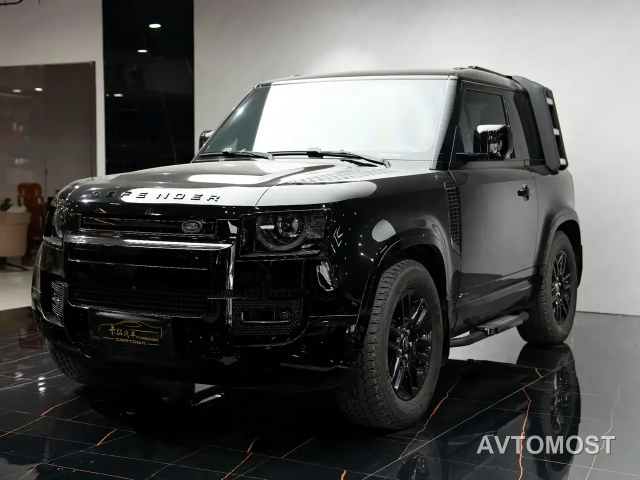 Land Rover Defender 2021 90 P400 X-DYNAMIC S — фото 2