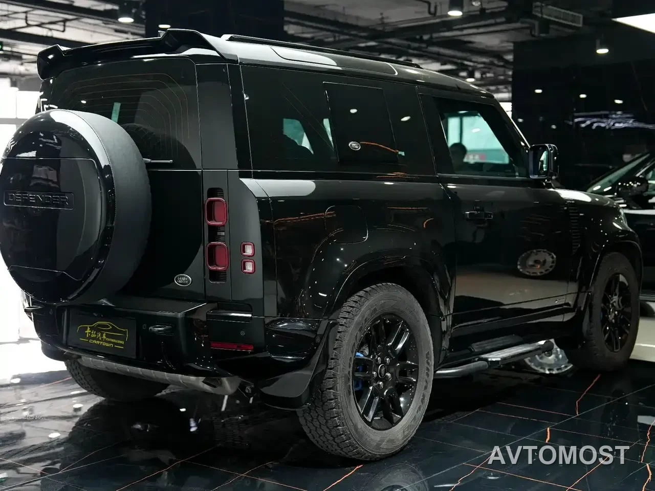 Land Rover Defender 2021 90 P400 X-DYNAMIC S — фото 5