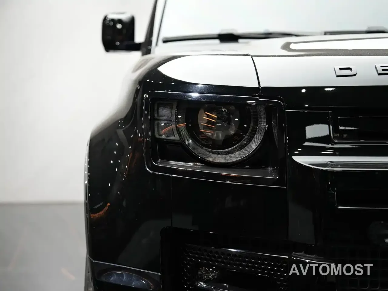 Land Rover Defender 2021 90 P400 X-DYNAMIC S — фото 9