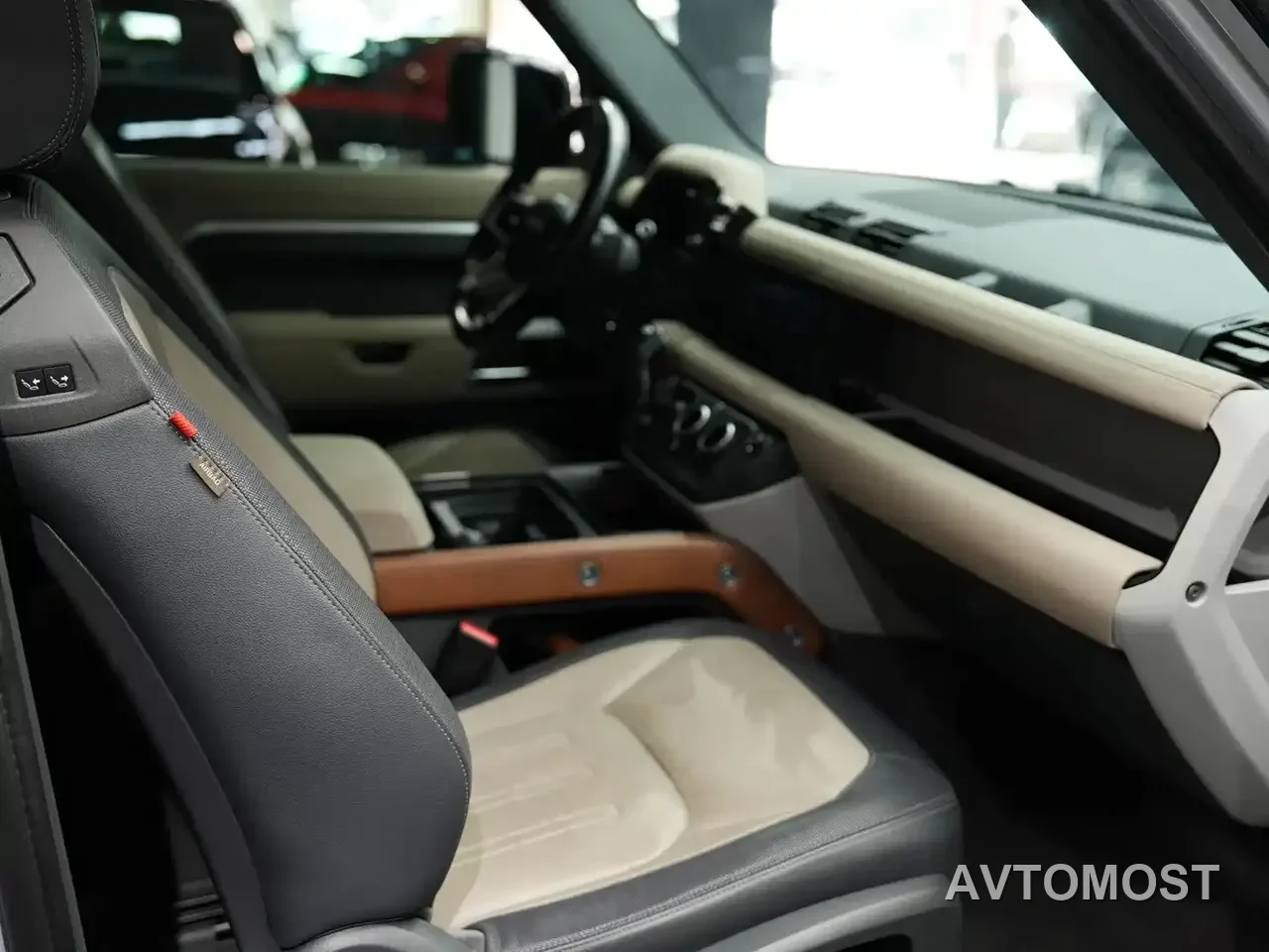 Land Rover Defender 2021 90 P400 X-DYNAMIC S — фото 15