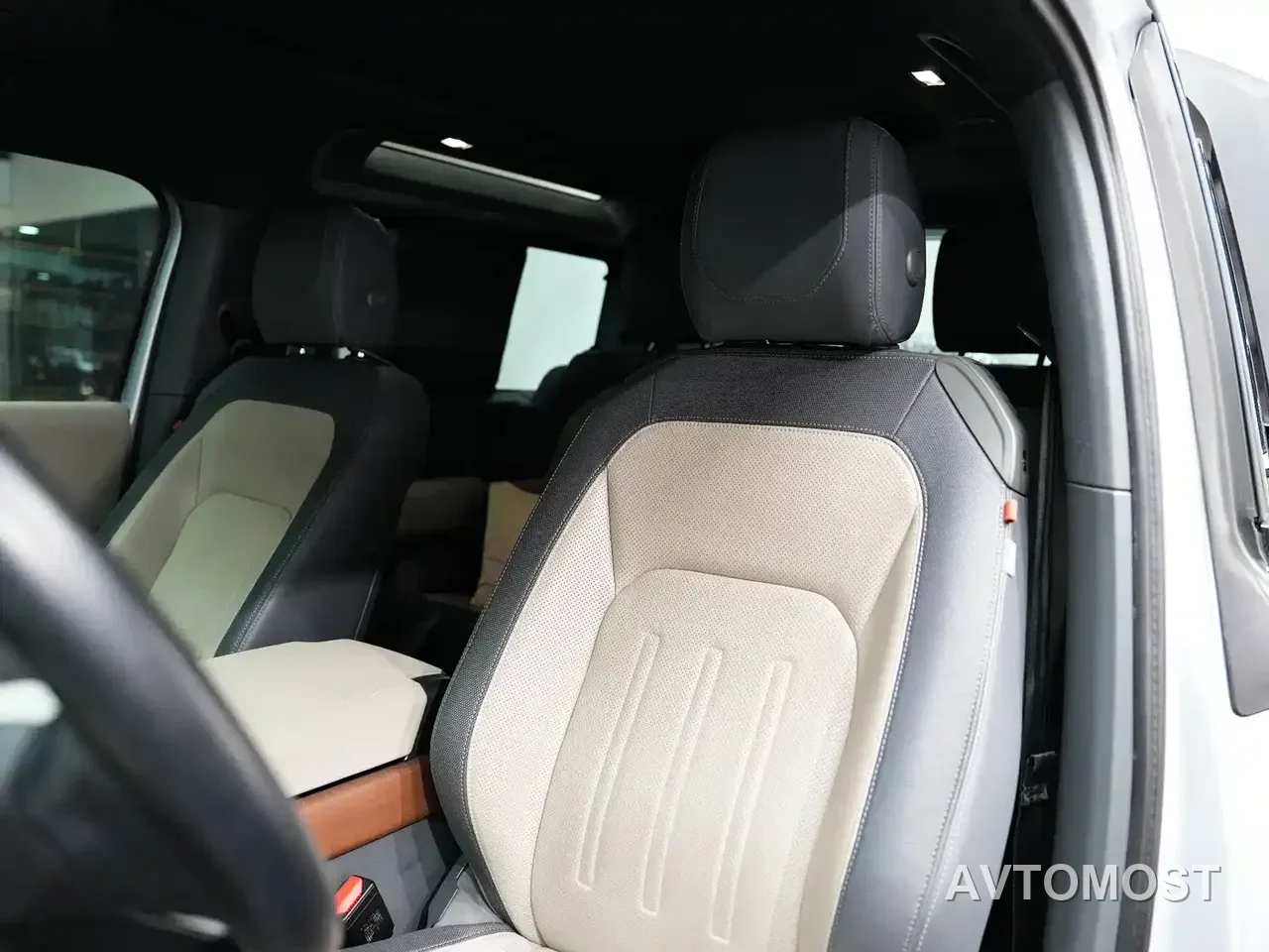 Land Rover Defender 2021 90 P400 X-DYNAMIC S — фото 22