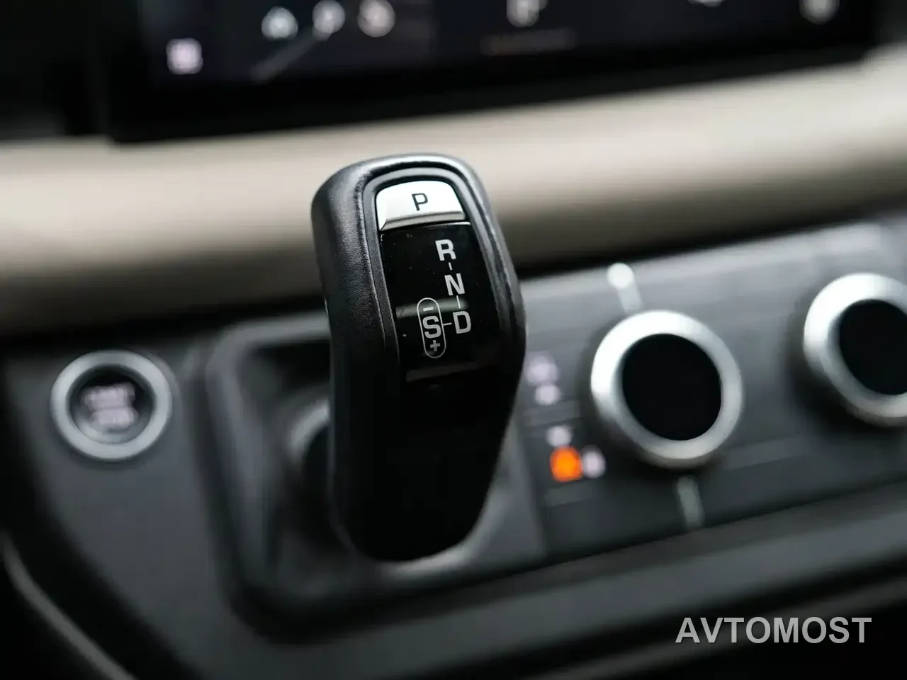 Land Rover Defender 2021 90 P400 X-DYNAMIC S — фото 23