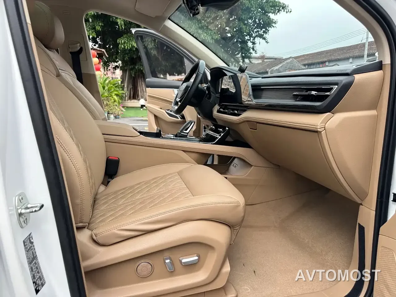 Wuling Victory 2023 2.0L DHT Luxury Edition — фото 6