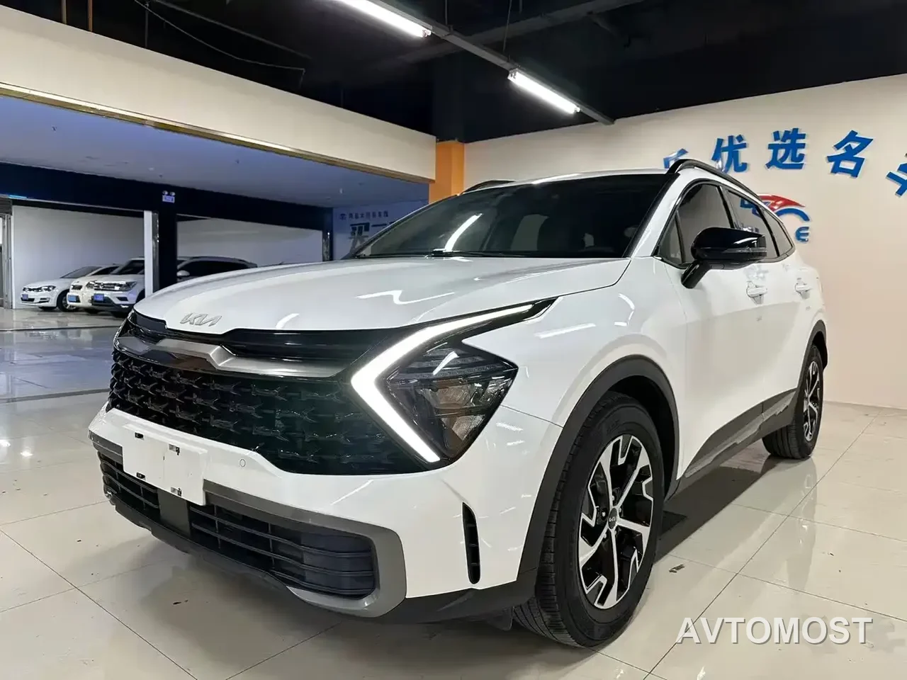 Kia Sportage 2023 2.0L HEV 2WD Premium Edition — фото 1