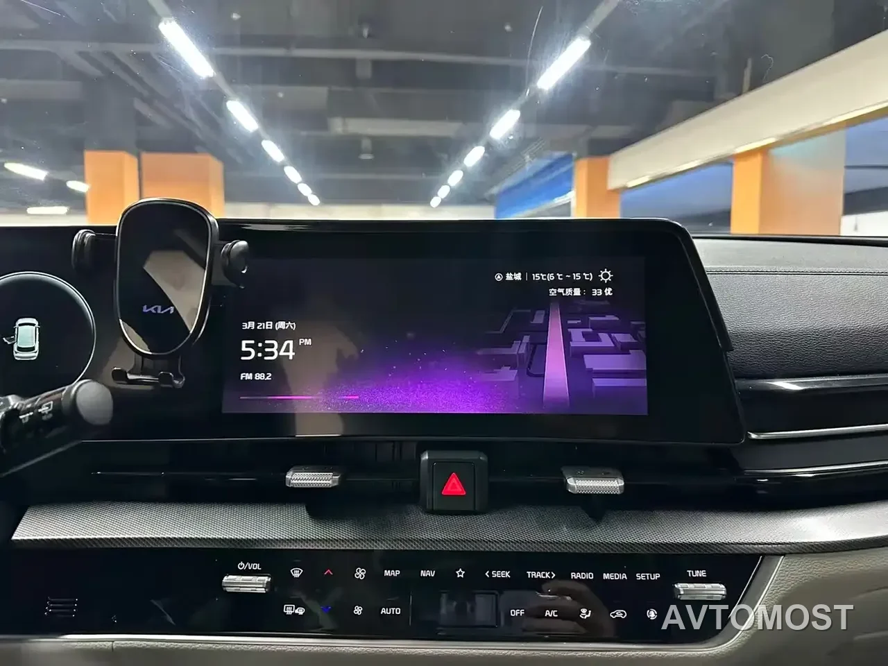 Kia Sportage 2023 2.0L HEV 2WD Premium Edition — фото 11