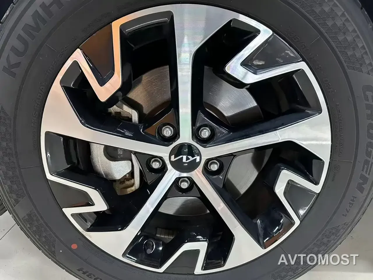 Kia Sportage 2023 2.0L HEV 2WD Premium Edition — фото 15