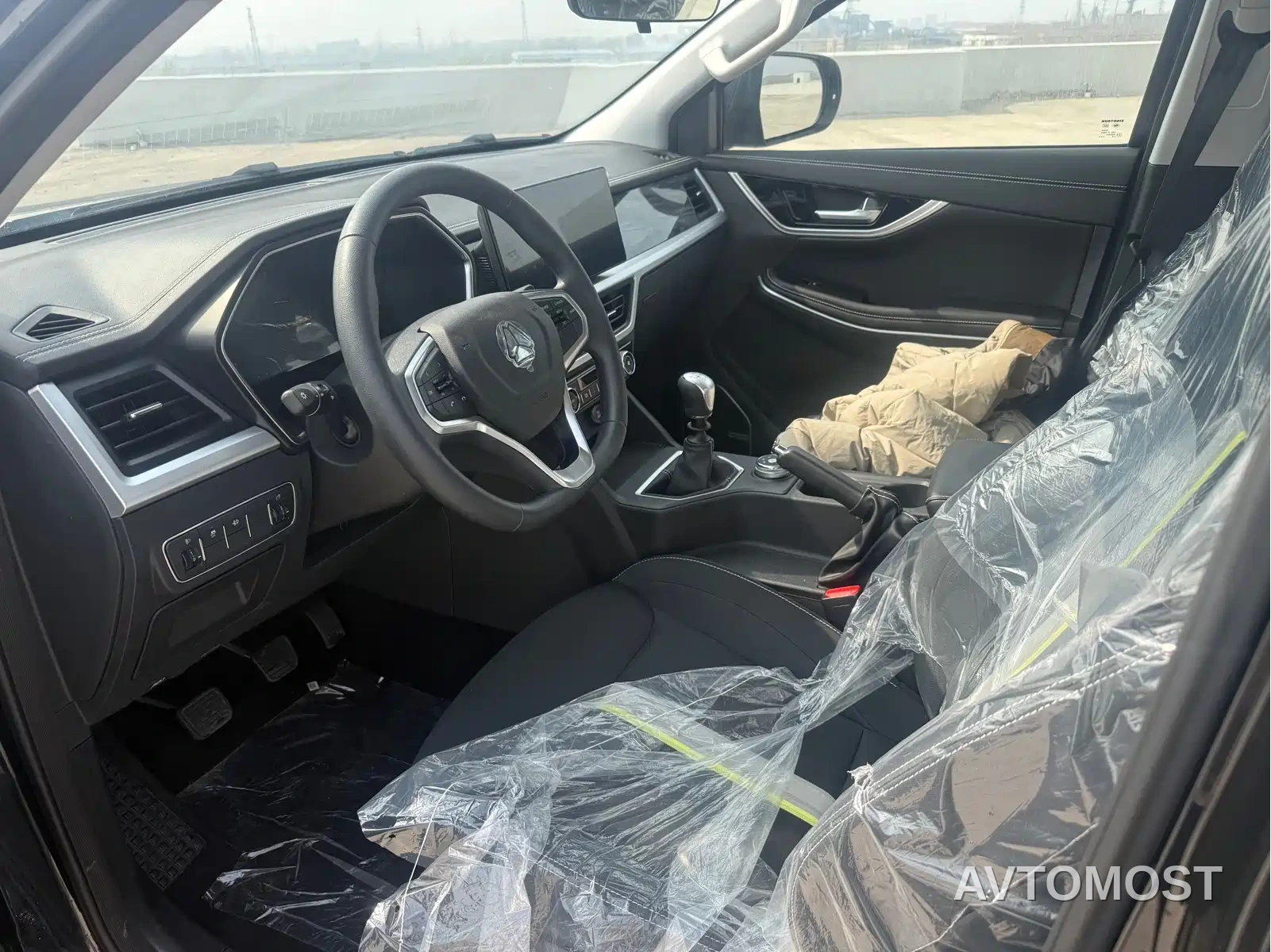 Sinotruk Bosheng 2024 Commercial 2.0T Manual Diesel 4WD Long Wheelbase Youth Edition — фото 4