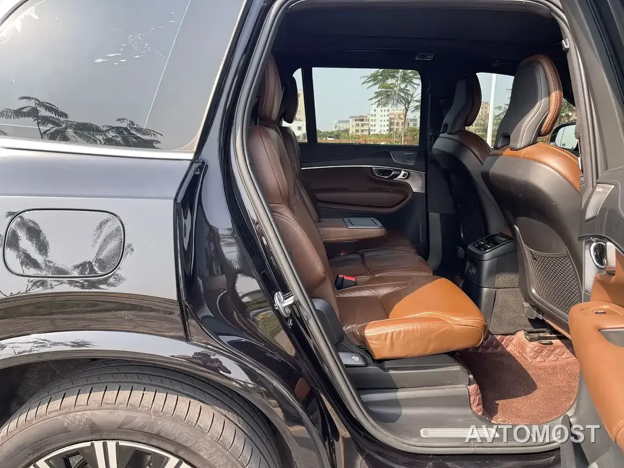 Volvo XC90 Plug-in Hybrid 2022 Facelift E-Drive Hybrid T8 Intelligent Premium Luxury 7-Seater — фото 13