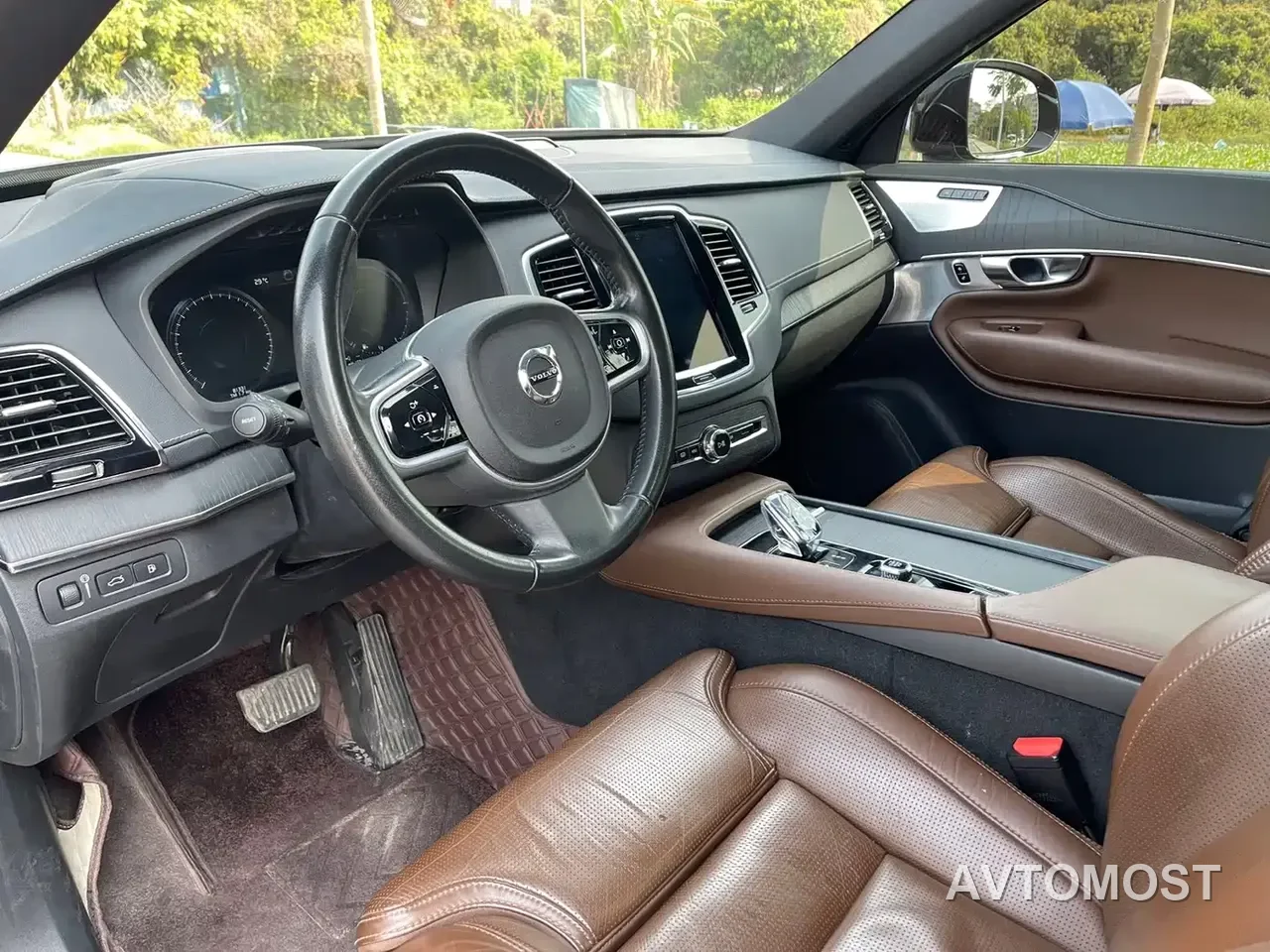 Volvo XC90 Plug-in Hybrid 2022 Facelift E-Drive Hybrid T8 Intelligent Premium Luxury 7-Seater — фото 17