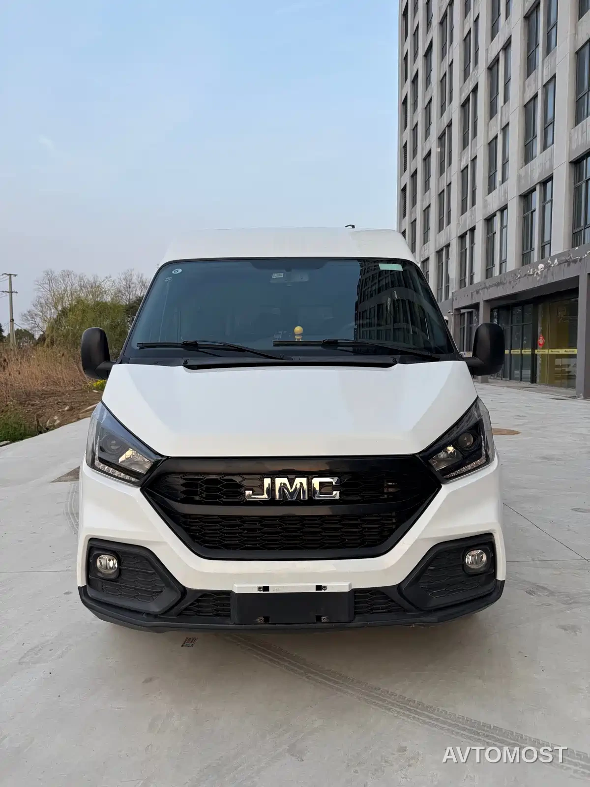 Jiangling Tesun 2021 2.8T Space King Standard Short Wheelbase Medium-High Roof 6-Seater Diesel China VI JX493 — фото 2