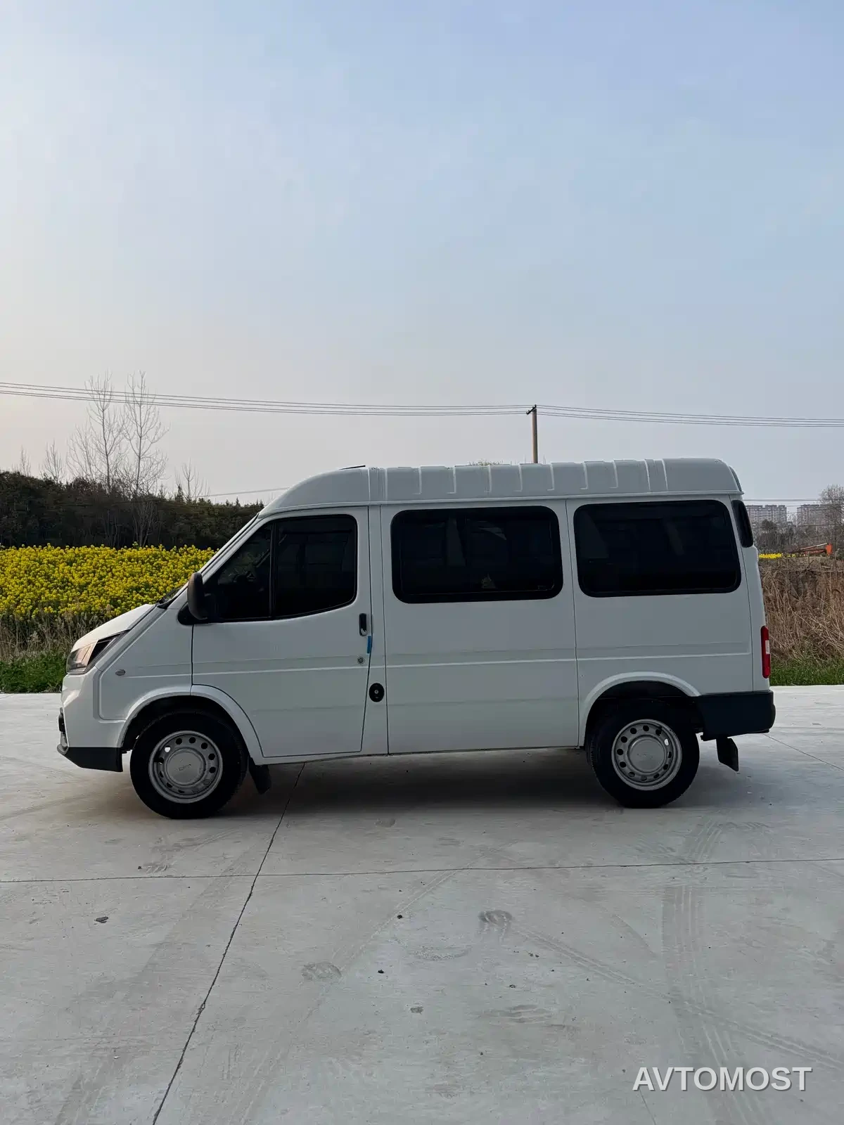 Jiangling Tesun 2021 2.8T Space King Standard Short Wheelbase Medium-High Roof 6-Seater Diesel China VI JX493 — фото 3