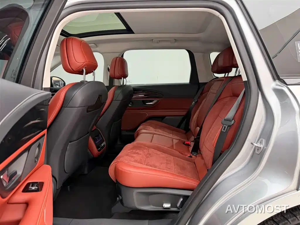 Lincoln Nautilus 2023 2.0T AWD Zun Rui Hybrid Edition — фото 16