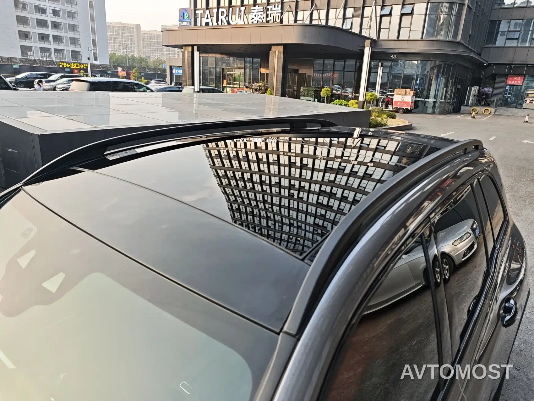 Mercedes-Benz GLB AMG 2021 AMG GLB 35 4MATIC — фото 9