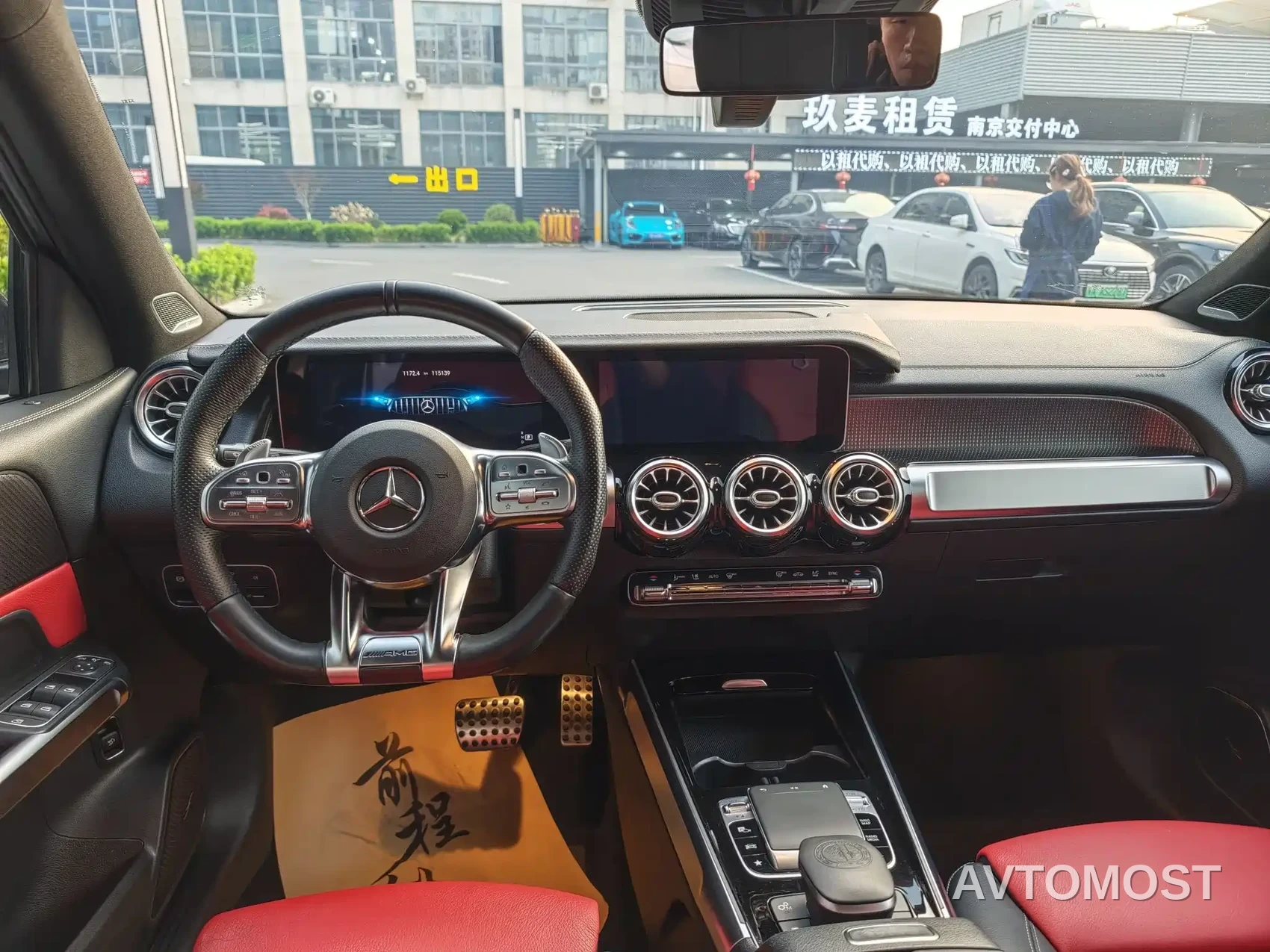 Mercedes-Benz GLB AMG 2021 AMG GLB 35 4MATIC — фото 18
