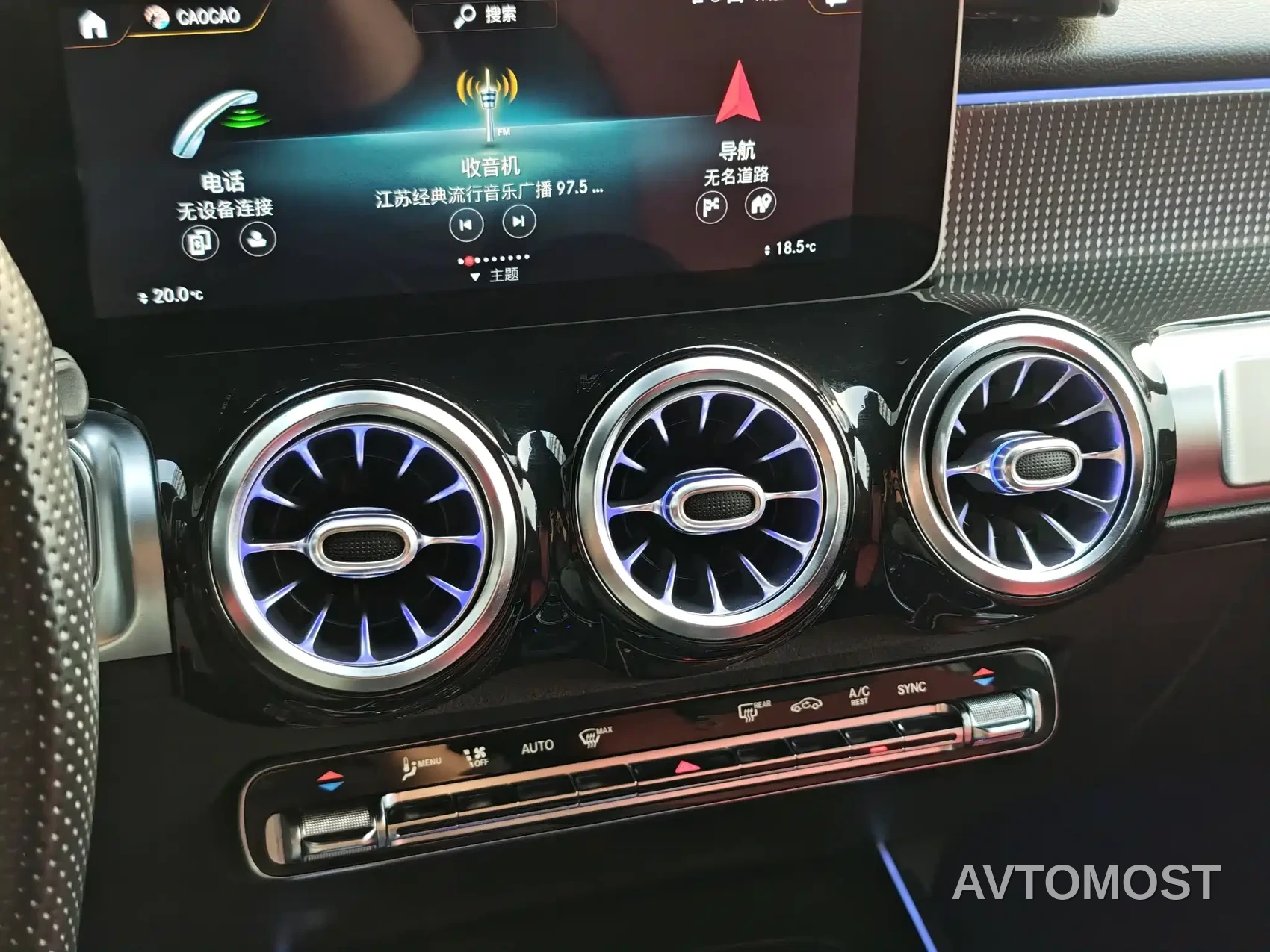 Mercedes-Benz GLB AMG 2021 AMG GLB 35 4MATIC — фото 29