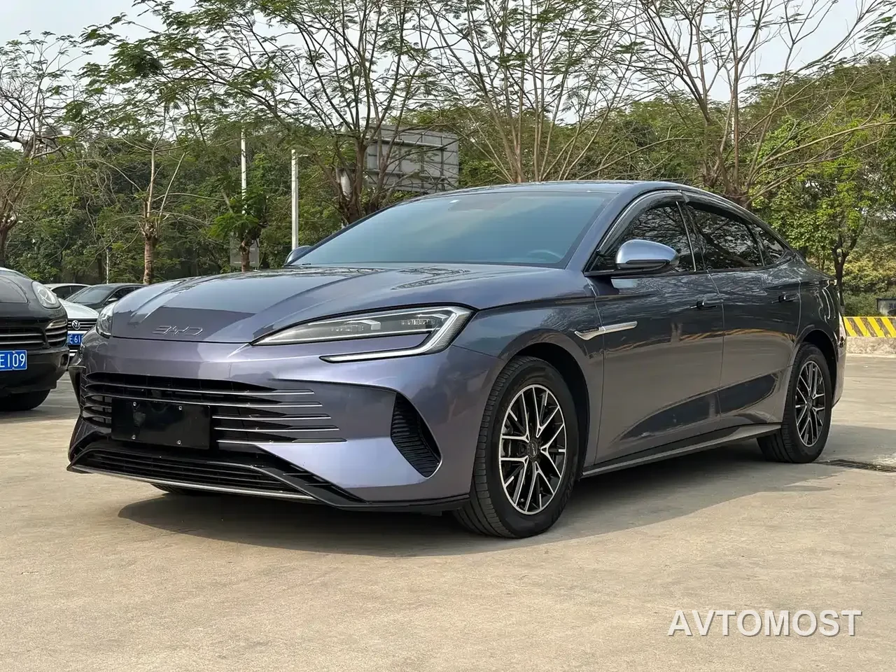 BYD Seal 2023 DM-i 1.5L 121km Elite Edition — фото 1