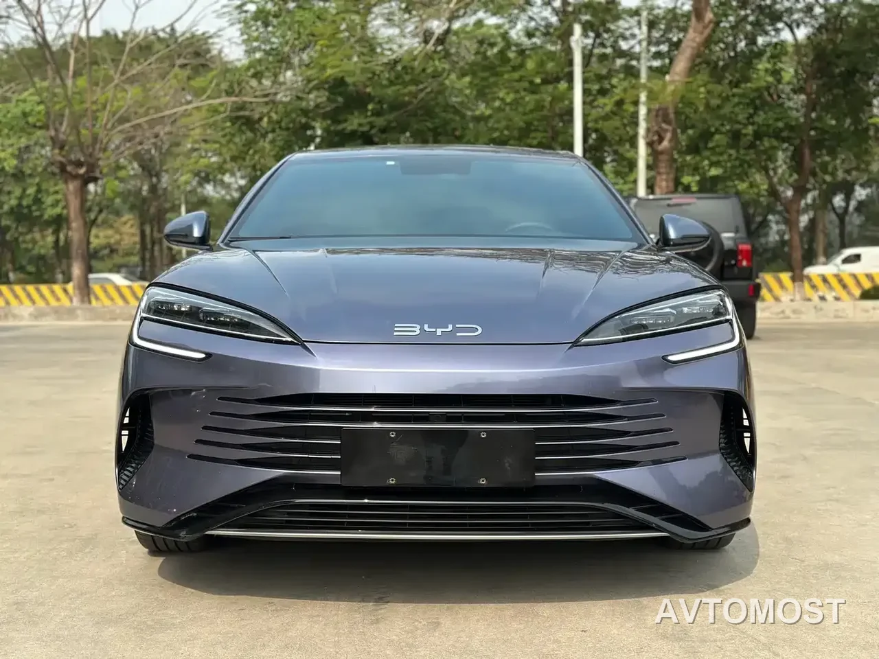BYD Seal 2023 DM-i 1.5L 121km Elite Edition — фото 2