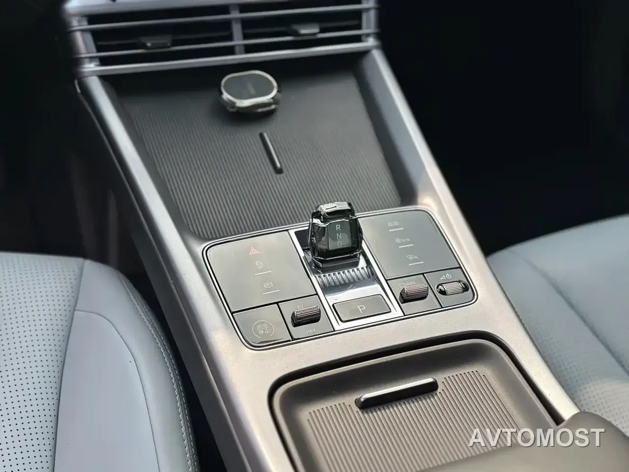 BYD Seal 2023 DM-i 1.5L 121km Elite Edition — фото 12