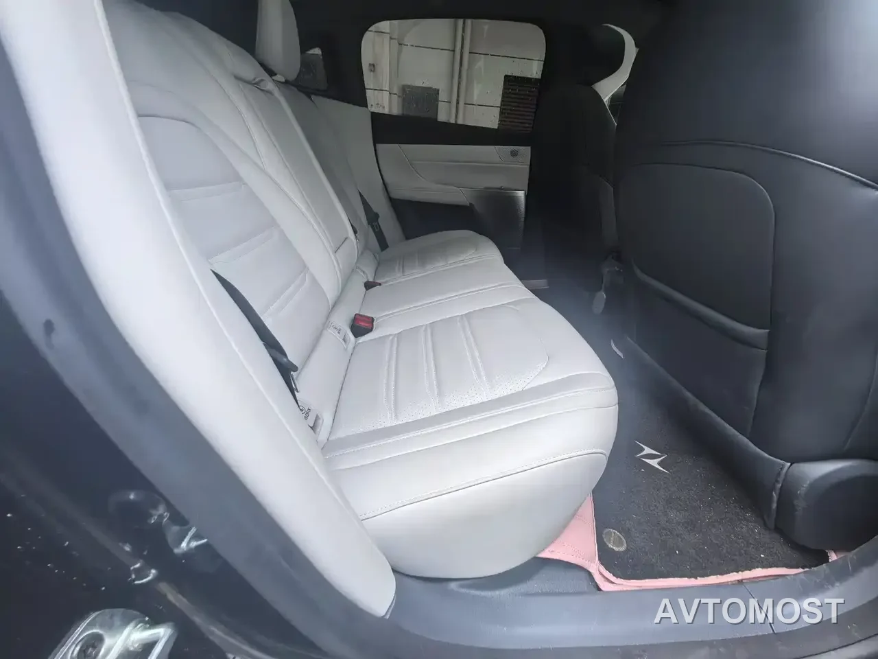 Dongfeng Yipai eπ007 2025 EREV 230Air Cruise Edition — фото 12