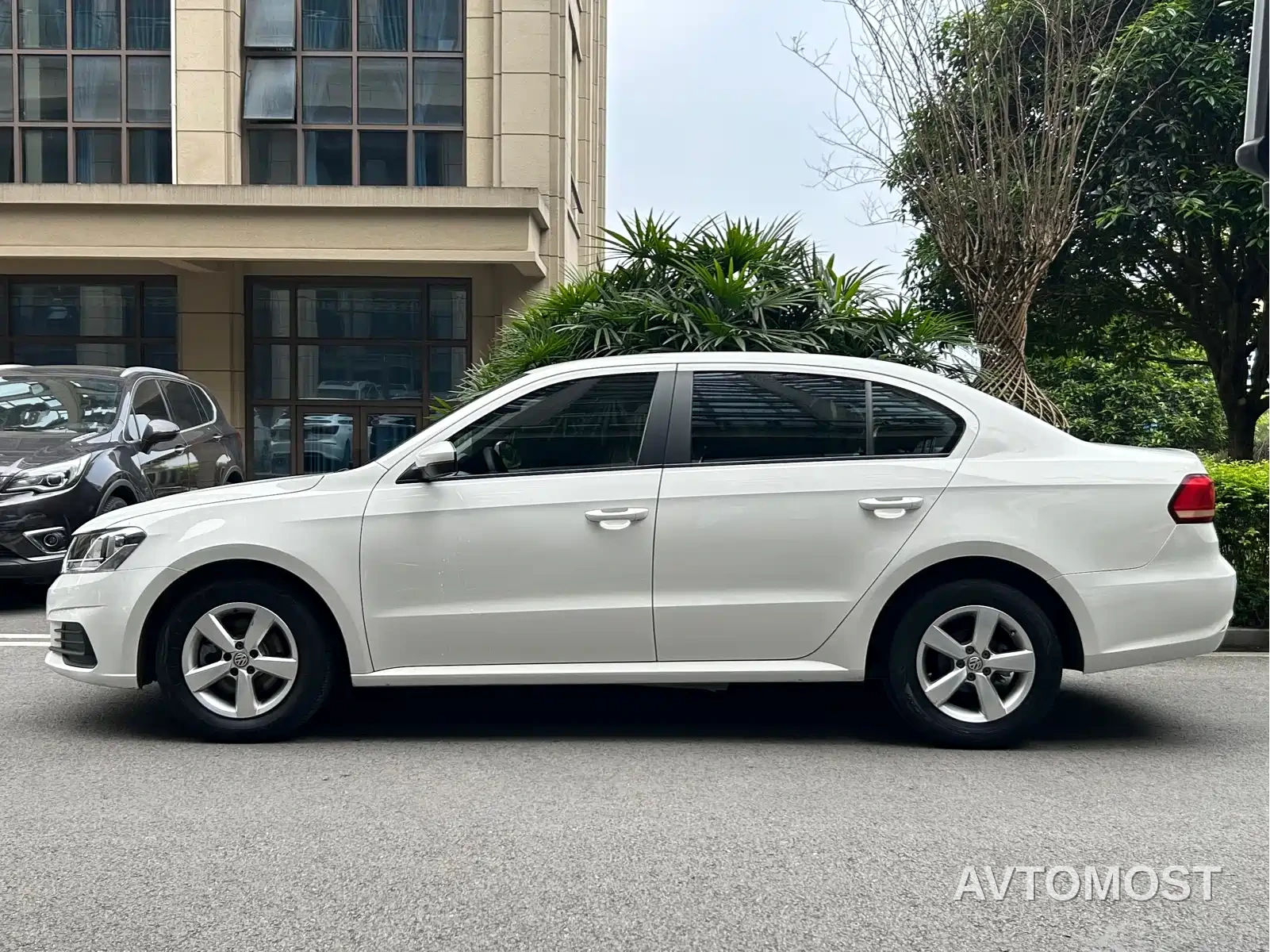 Volkswagen Lavida 2019 Lavida Start 1.5L Auto Trend (China VI) — фото 4