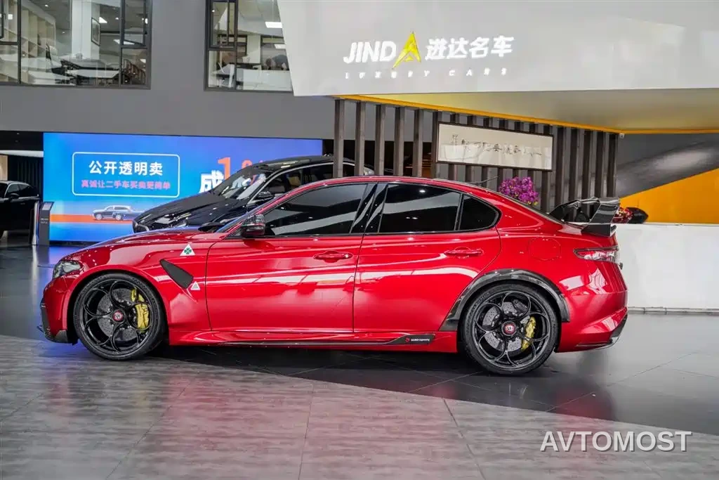Alfa Romeo Giulia 2021 GTAm — фото 11