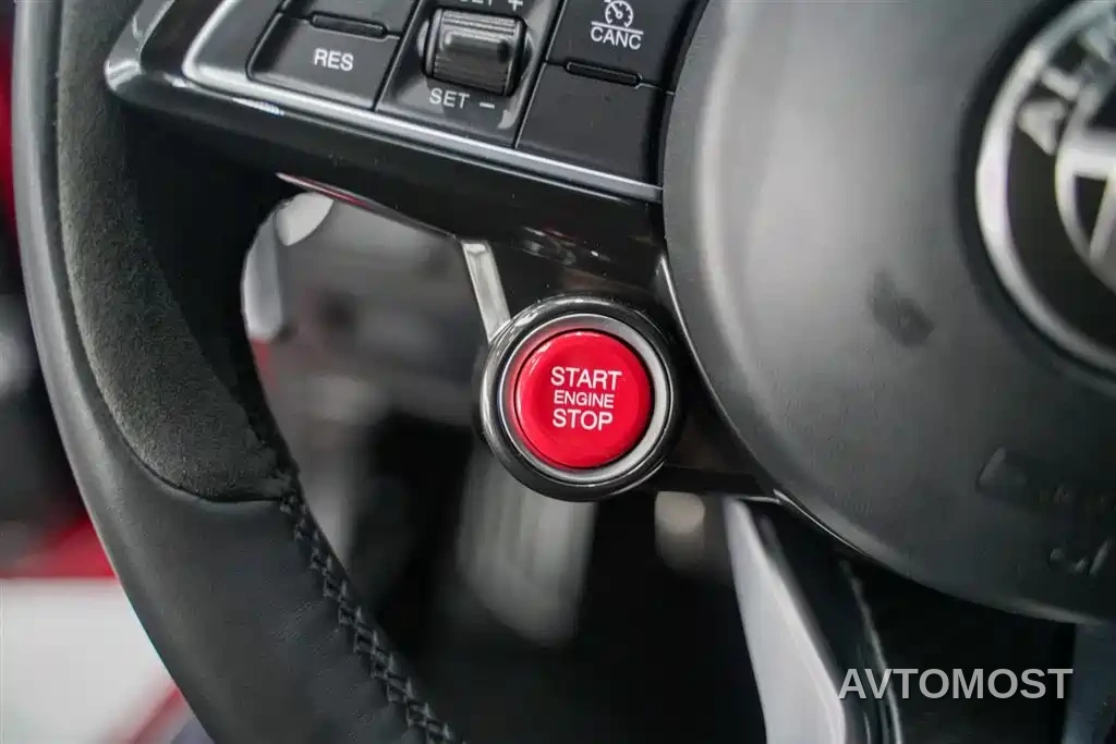 Alfa Romeo Giulia 2021 GTAm — фото 12