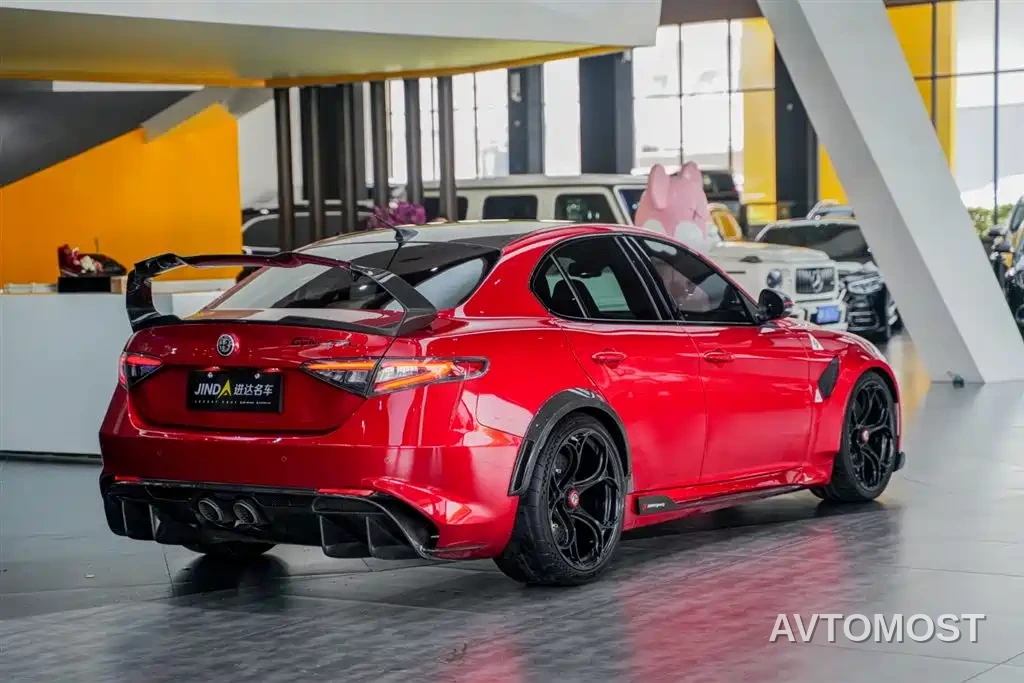 Alfa Romeo Giulia 2021 GTAm — фото 22