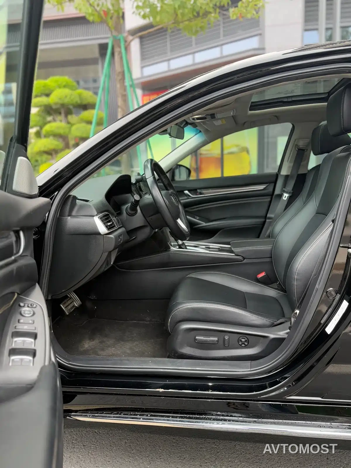 Honda Accord 2022 260TURBO Phantom Night Premium — фото 8