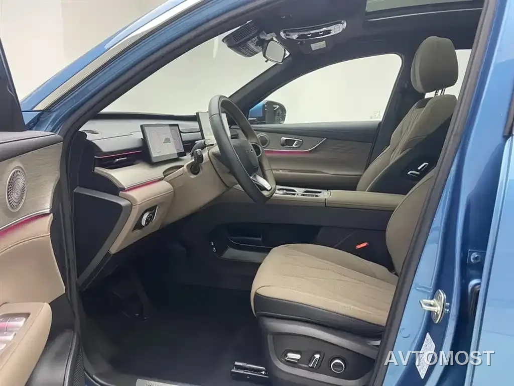Chery Tiggo 8 PLUS C-DM 2025 1.5T 116km Premium 5-Seater — фото 10