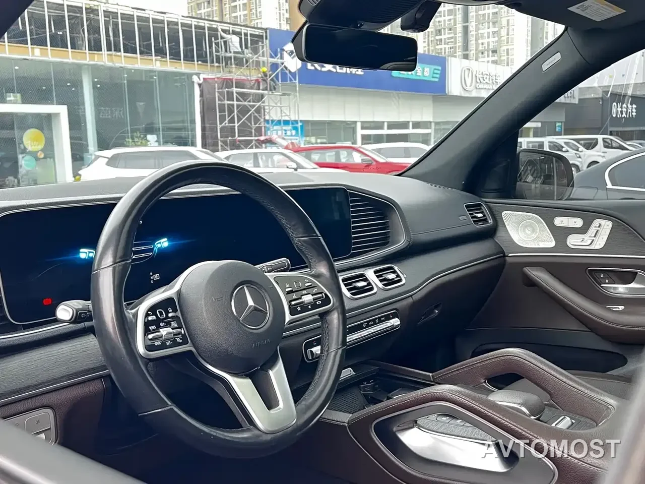 Mercedes-Benz Maybach GLS — фото 14