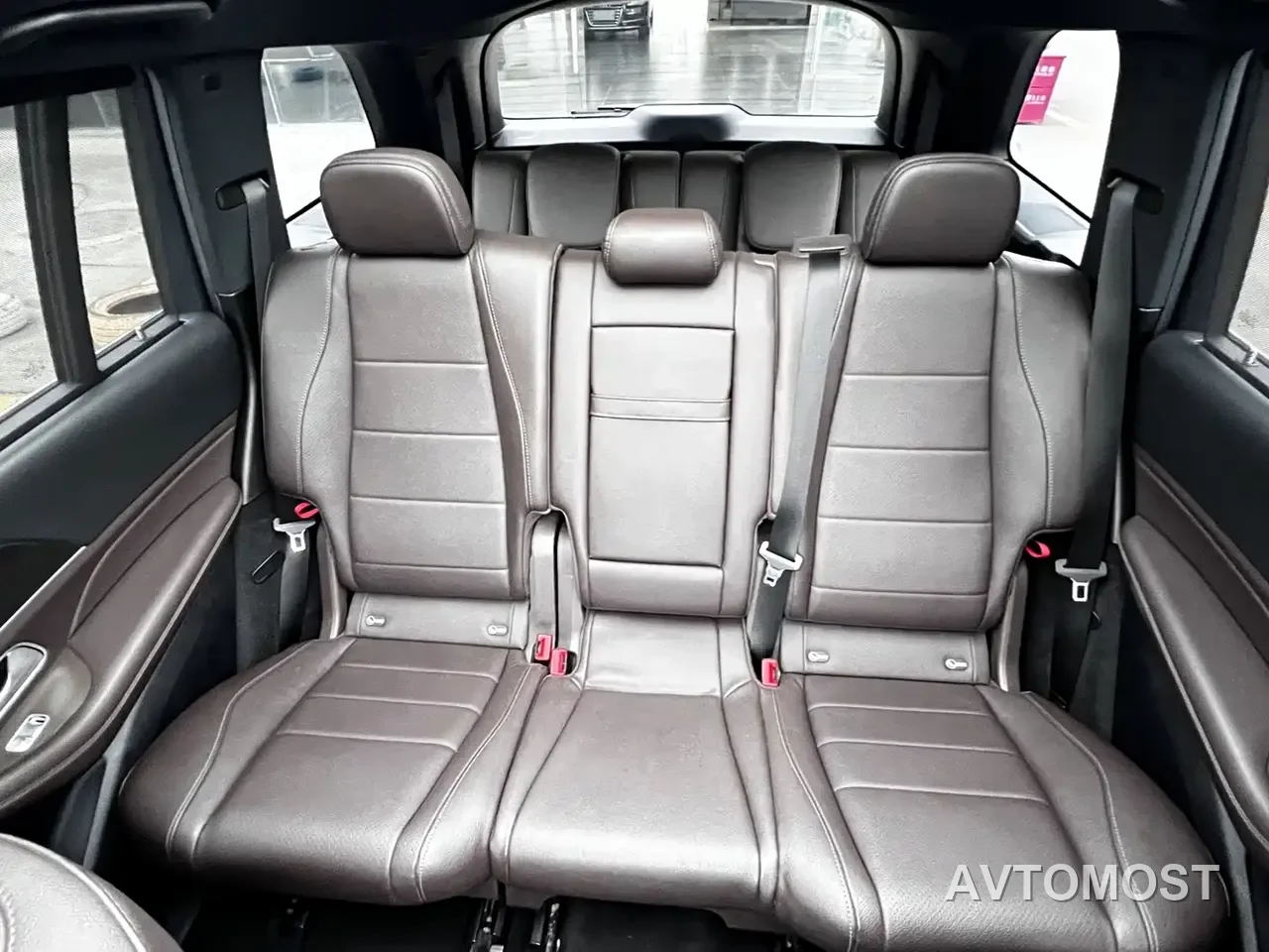 Mercedes-Benz Maybach GLS — фото 15